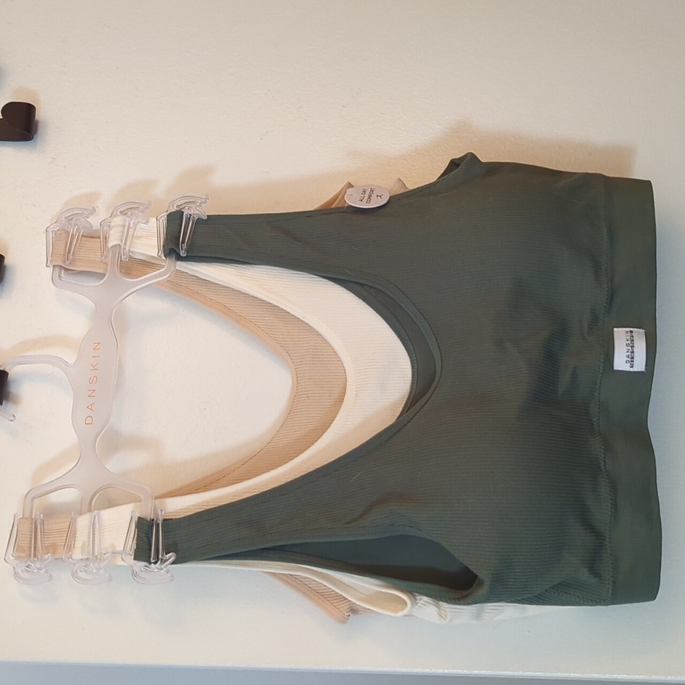NWT Danskin Tomboy Bralettes 3 Pack